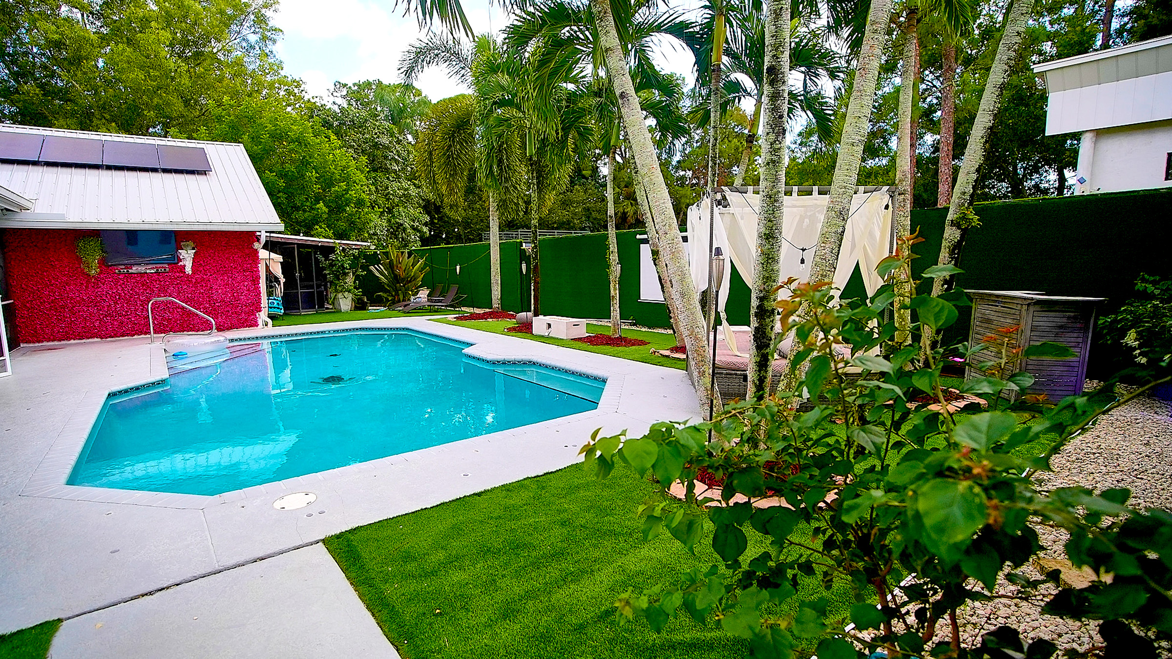 Pool + Cabana Zone